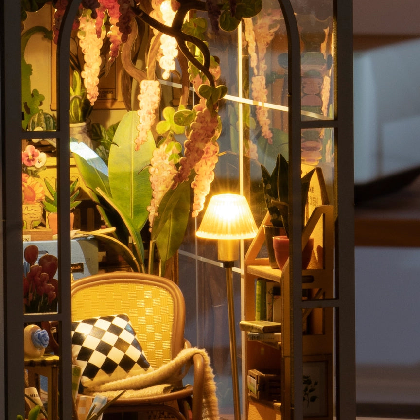 Diy Miniature House Book Nook Kit: Garden House