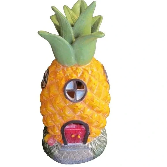 Pineapple House