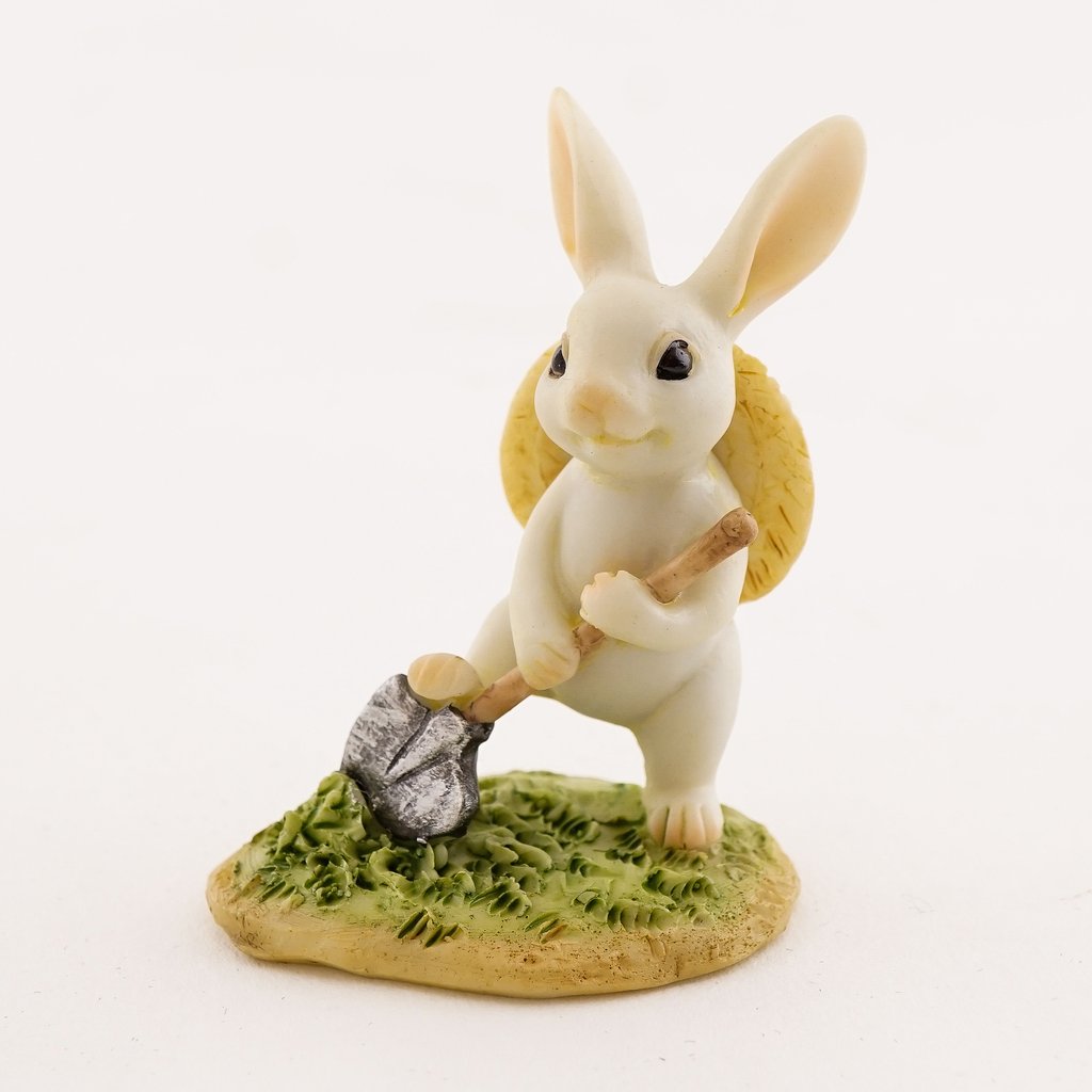 Bunny Digging