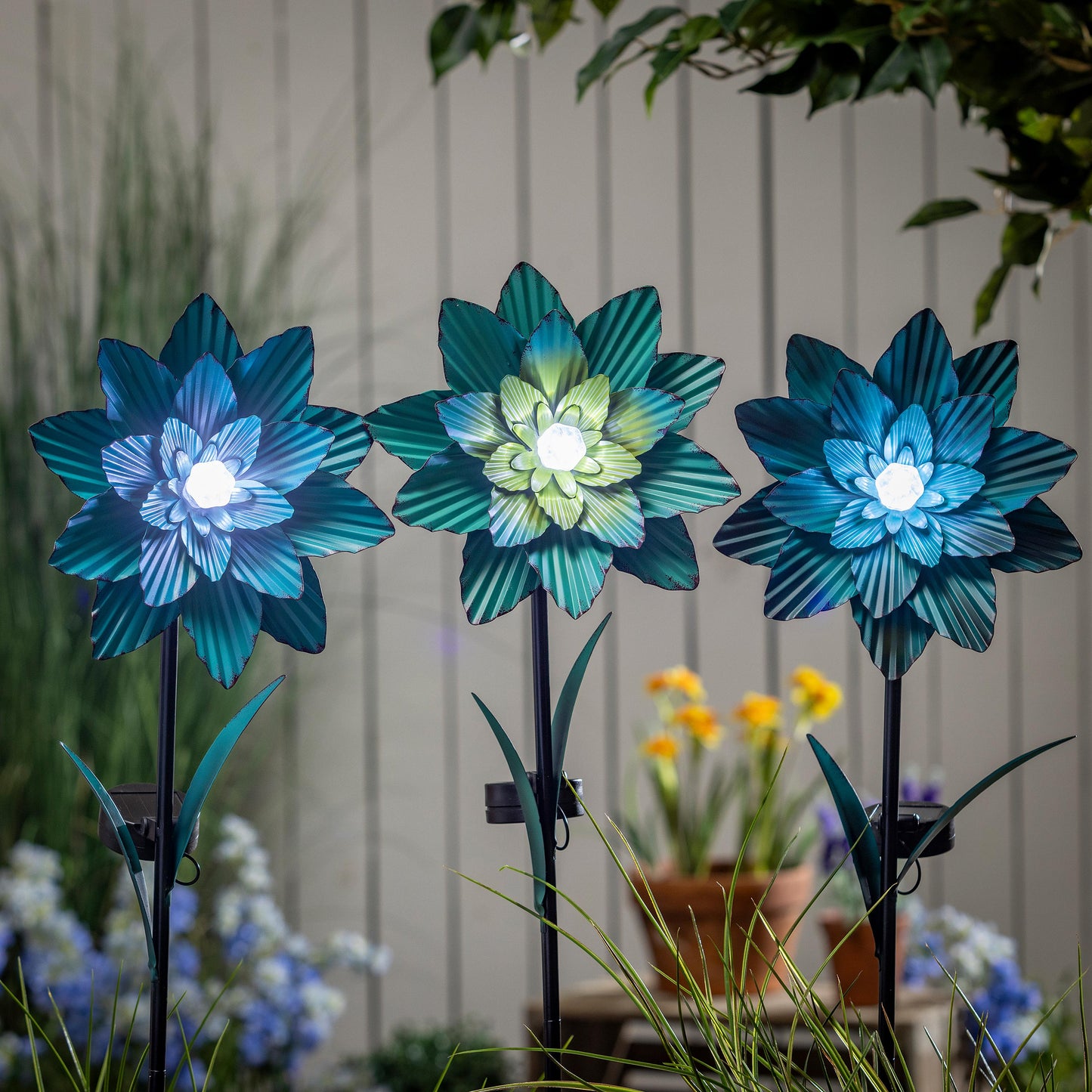 36" Luminescent Flower Solar Garden Stake