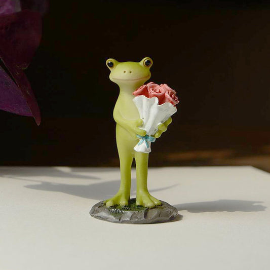 Frog Holding Rose Bouquet