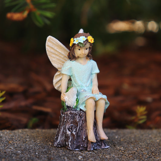 Fairy Mia with Frog